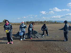 2012年12月9日（日）　富士川河川敷グランド整備